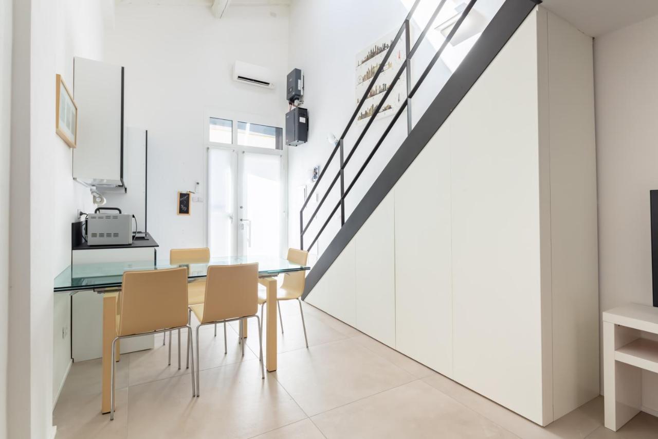 Ecoloft Apartment - Best Choice - By Host4U Болонья Экстерьер фото